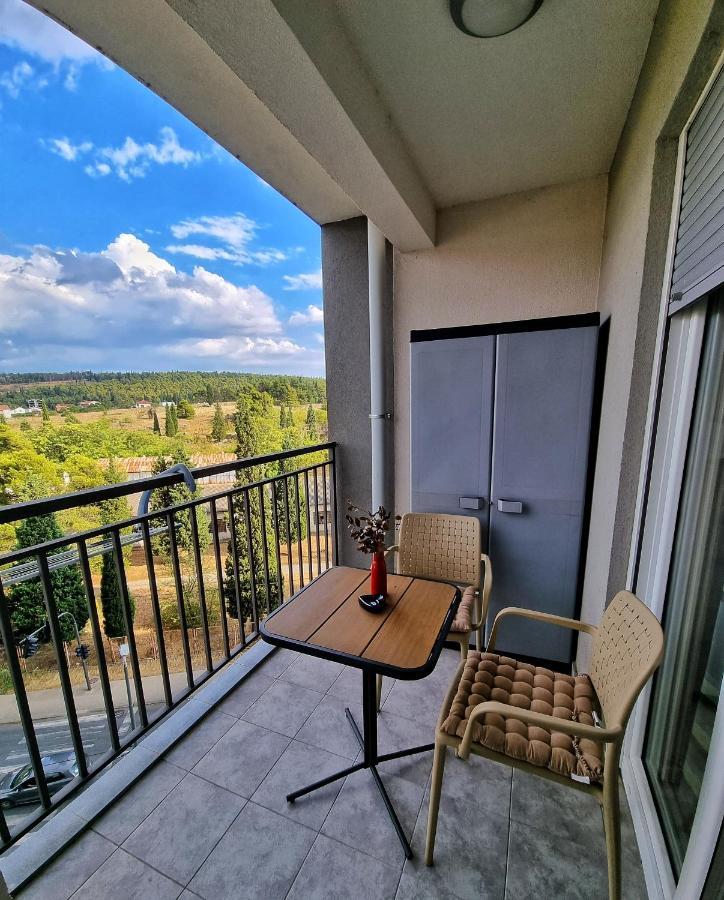 Riverside Apartment Podgorica Eksteriør billede